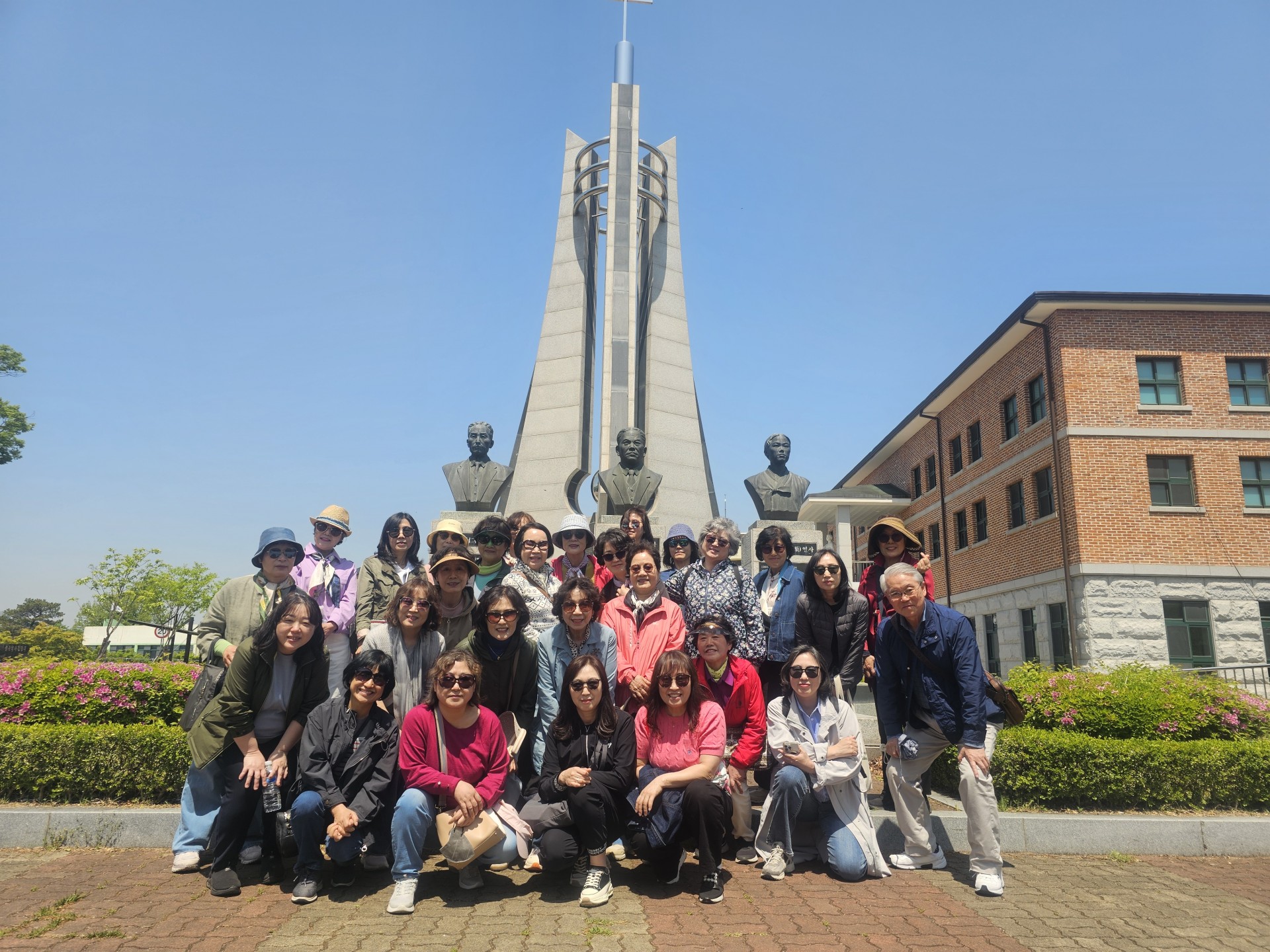 ab58765e3939f532ab0cd4580f042874_1747013850_0385.jpg